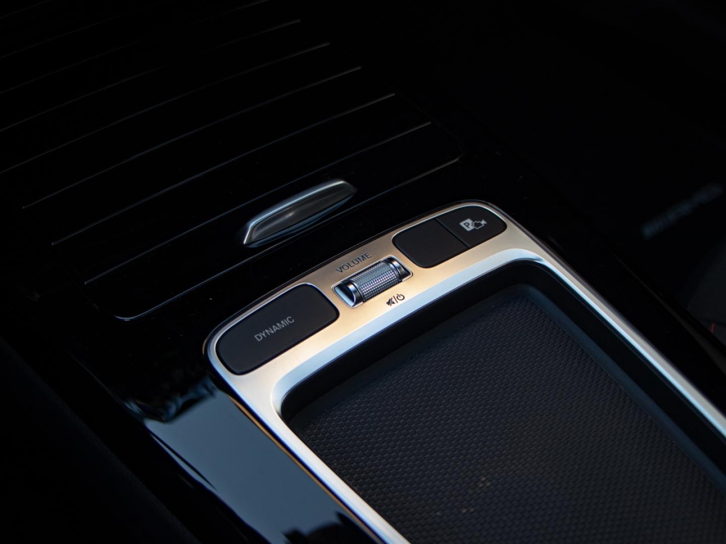 Image MERCEDES-BENZ CLA Shooting Brake 200 d 150ch AMG Line 8G-DCT