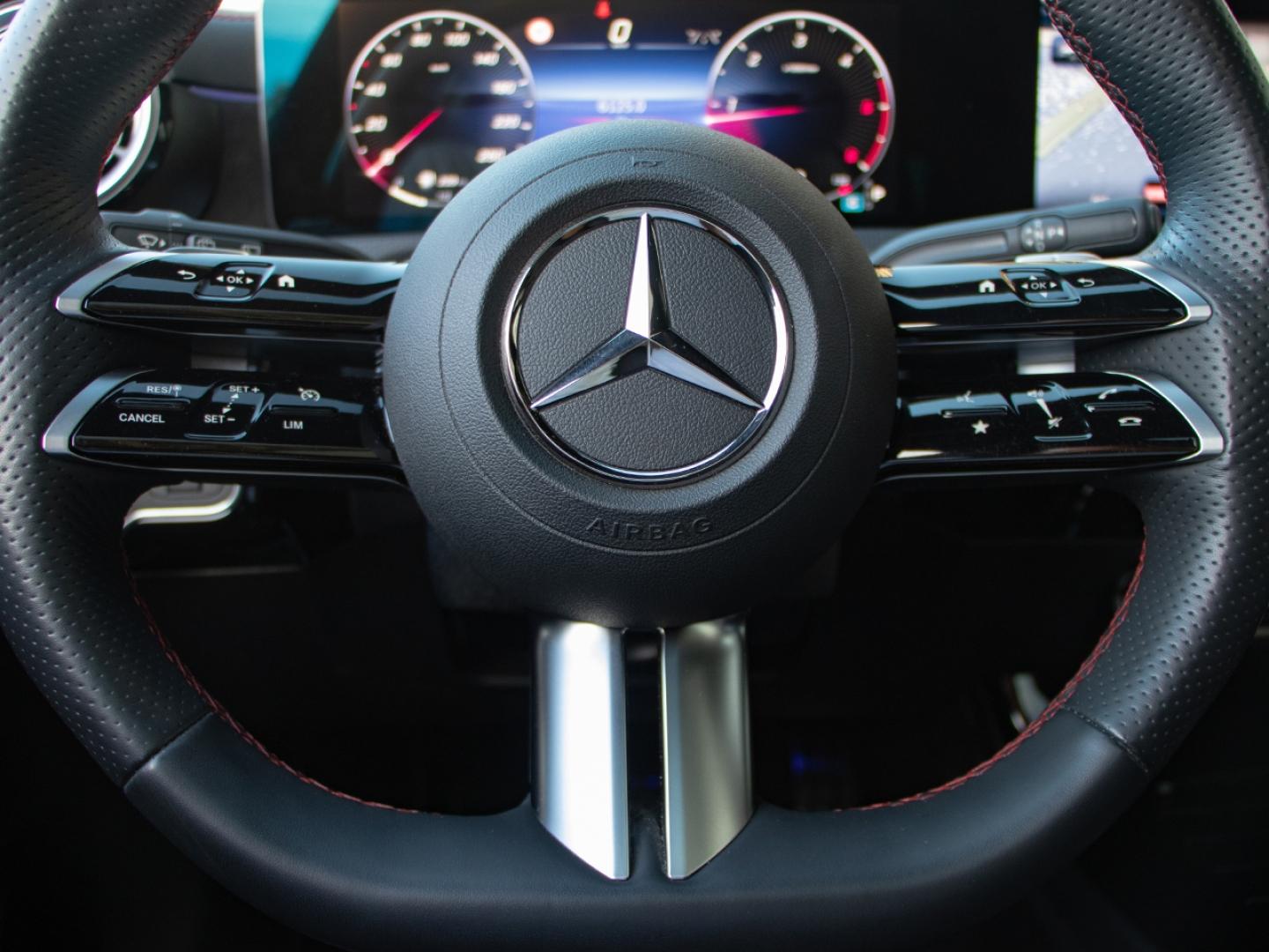Image MERCEDES-BENZ CLA Shooting Brake 200 d 150ch AMG Line 8G-DCT