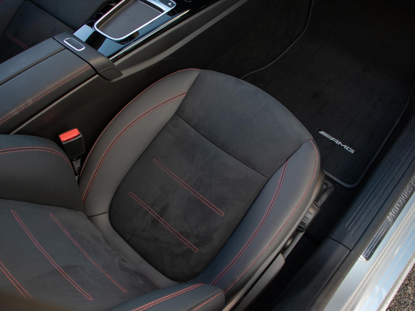 Image MERCEDES-BENZ CLA Shooting Brake 200 d 150ch AMG Line 8G-DCT