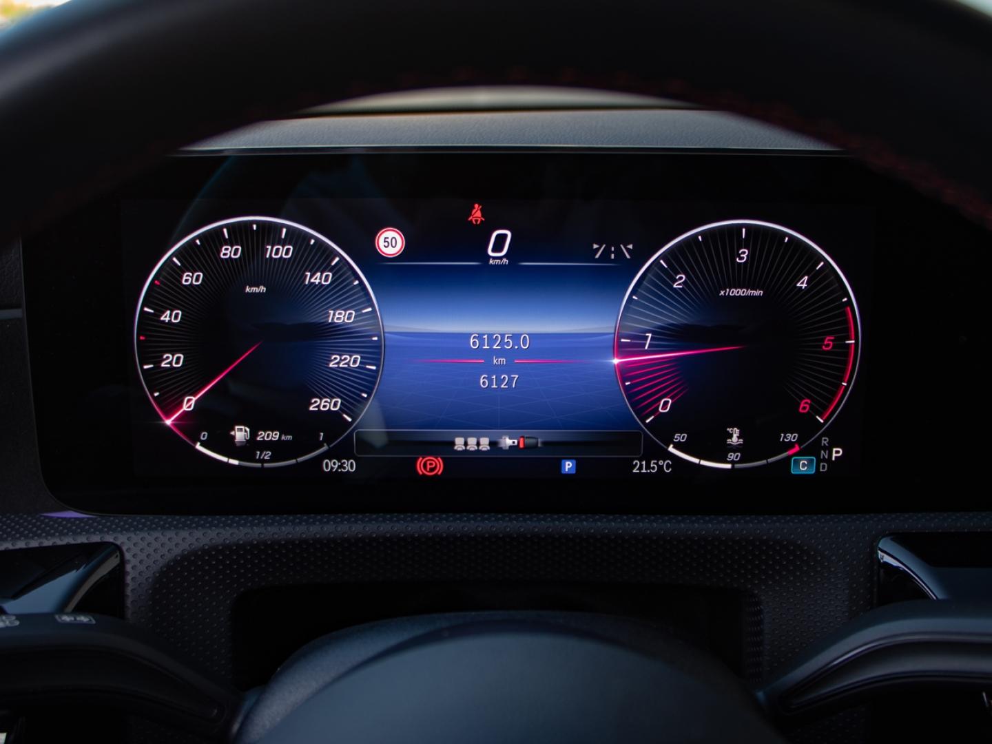Image MERCEDES-BENZ CLA Shooting Brake 200 d 150ch AMG Line 8G-DCT