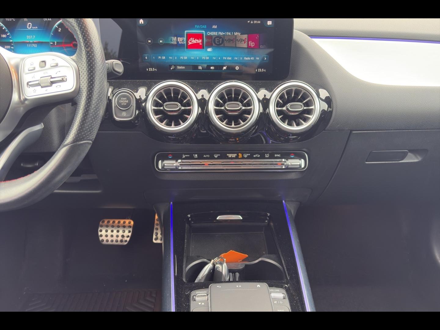 Image MERCEDES-BENZ GLA 200 d 150ch AMG Line 8G-DCT