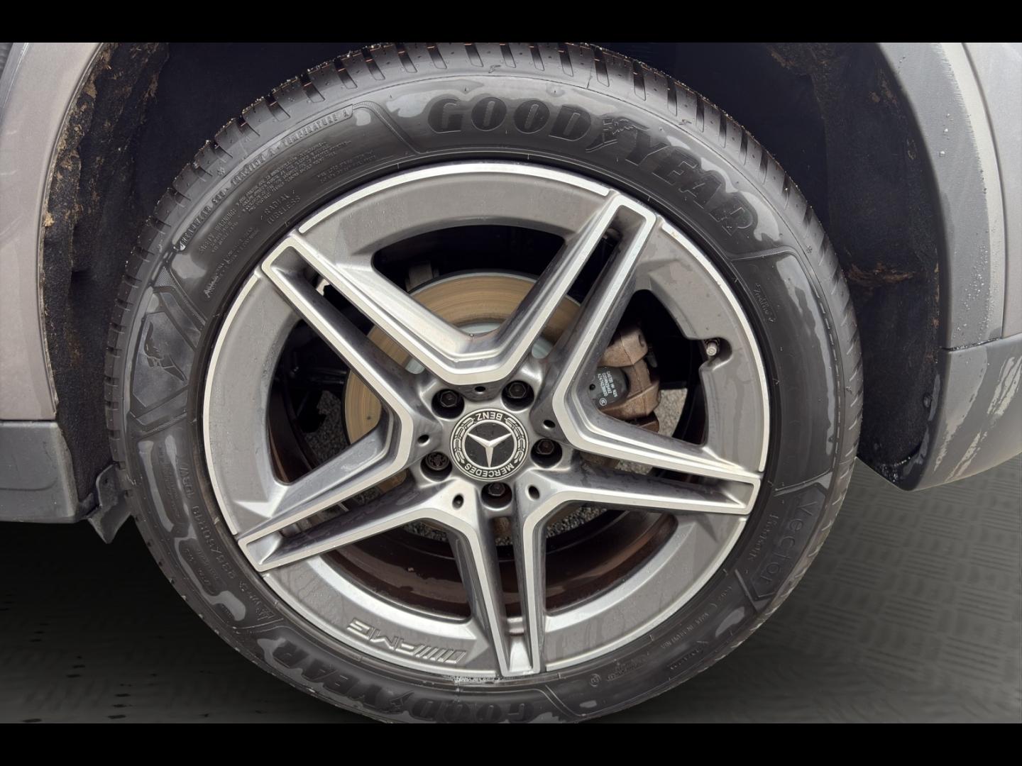 Image MERCEDES-BENZ GLA 200 d 150ch AMG Line 8G-DCT