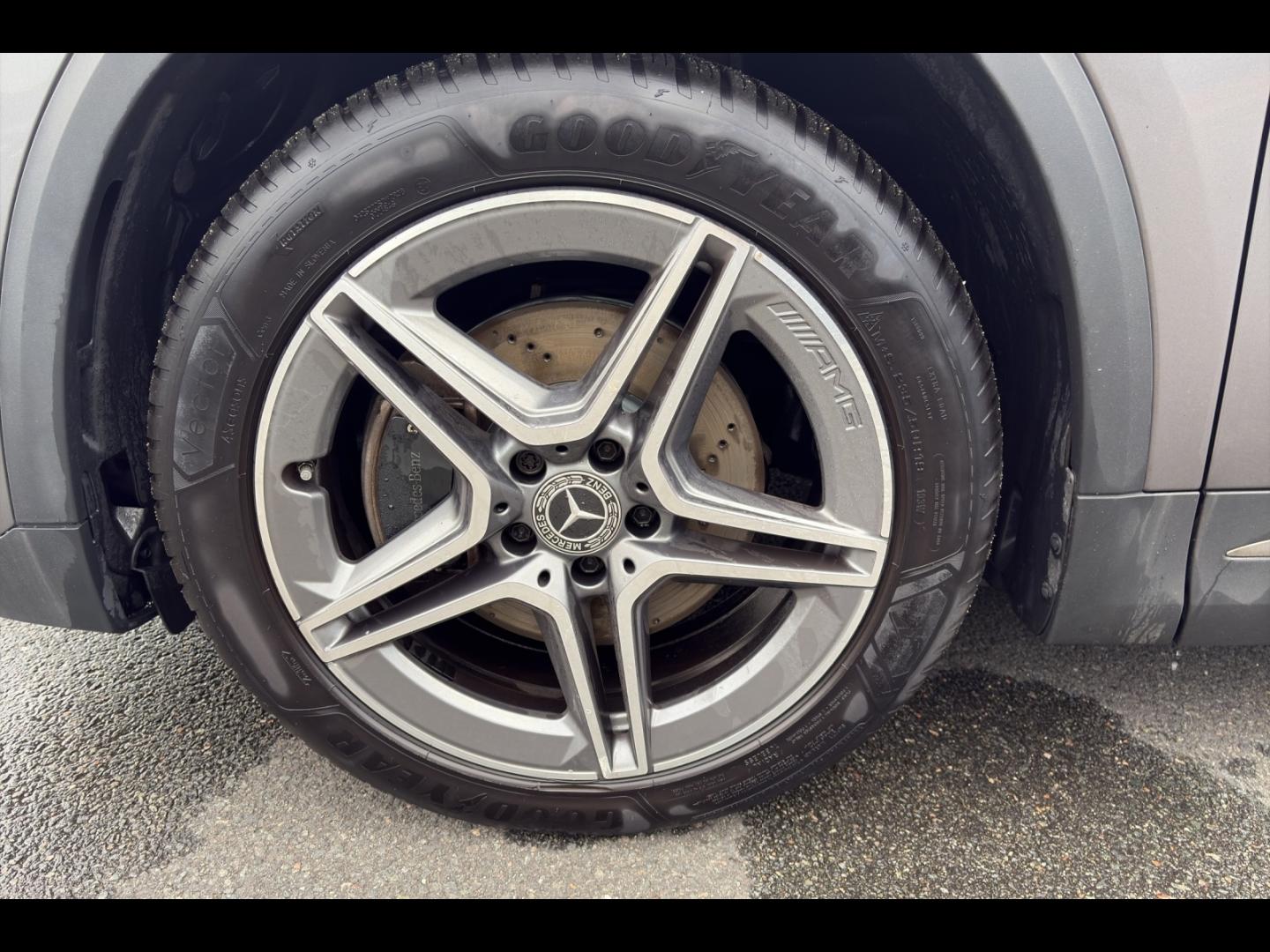 Image MERCEDES-BENZ GLA 200 d 150ch AMG Line 8G-DCT
