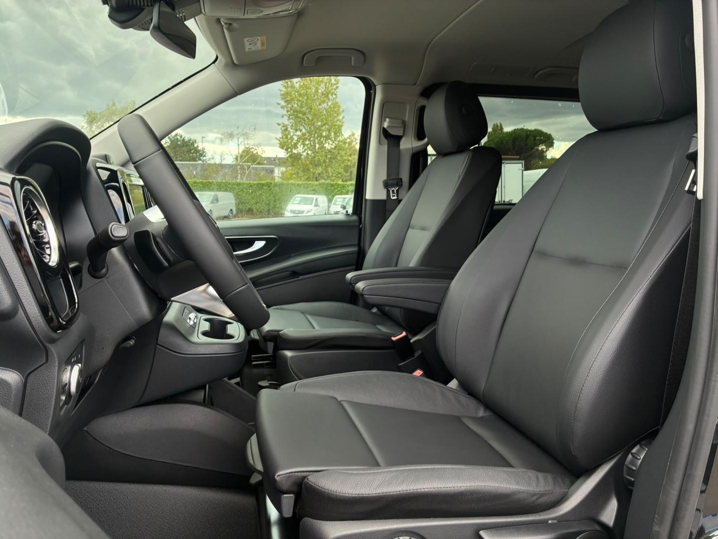 Image MERCEDES-BENZ Vito Fg 119 CDI Mixto Long Select 4matic 9G-Tronic (61000HT)