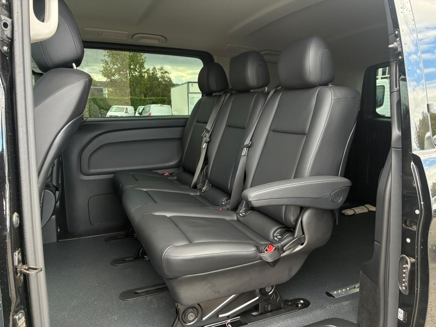 Image MERCEDES-BENZ Vito Fg 119 CDI Mixto Long Select 4matic 9G-Tronic (61000HT)