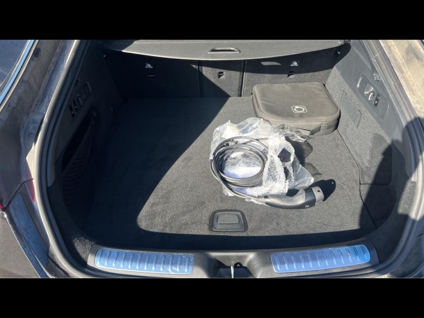 Image MERCEDES-BENZ GLC Coupé 300 e Hybrid 204+136ch AMG Line 4Matic 9G-Tronic