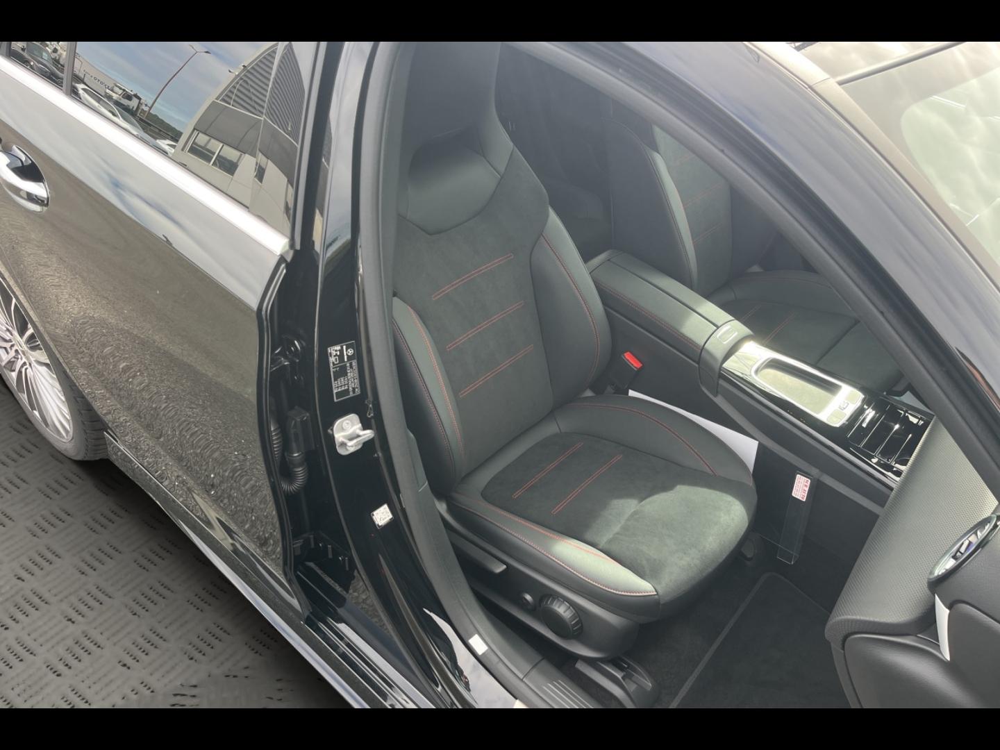 Image MERCEDES-BENZ Classe A 180 136ch Star Edition 7G-DCT