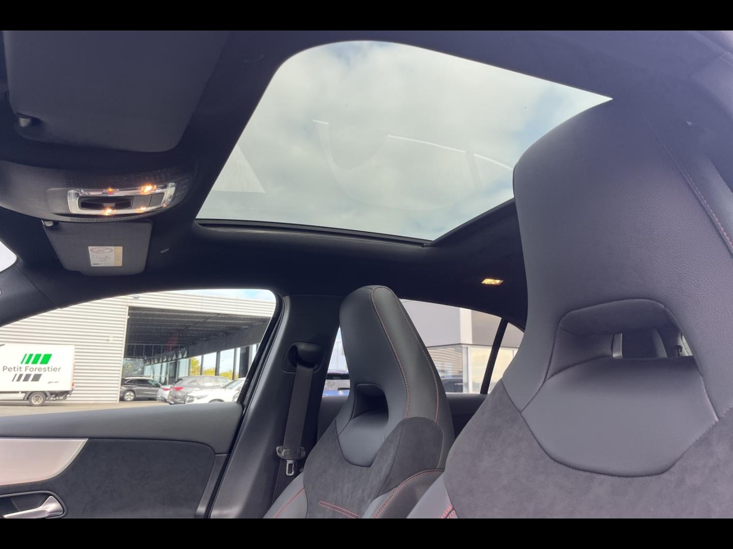 Image MERCEDES-BENZ Classe A 180 136ch Star Edition 7G-DCT