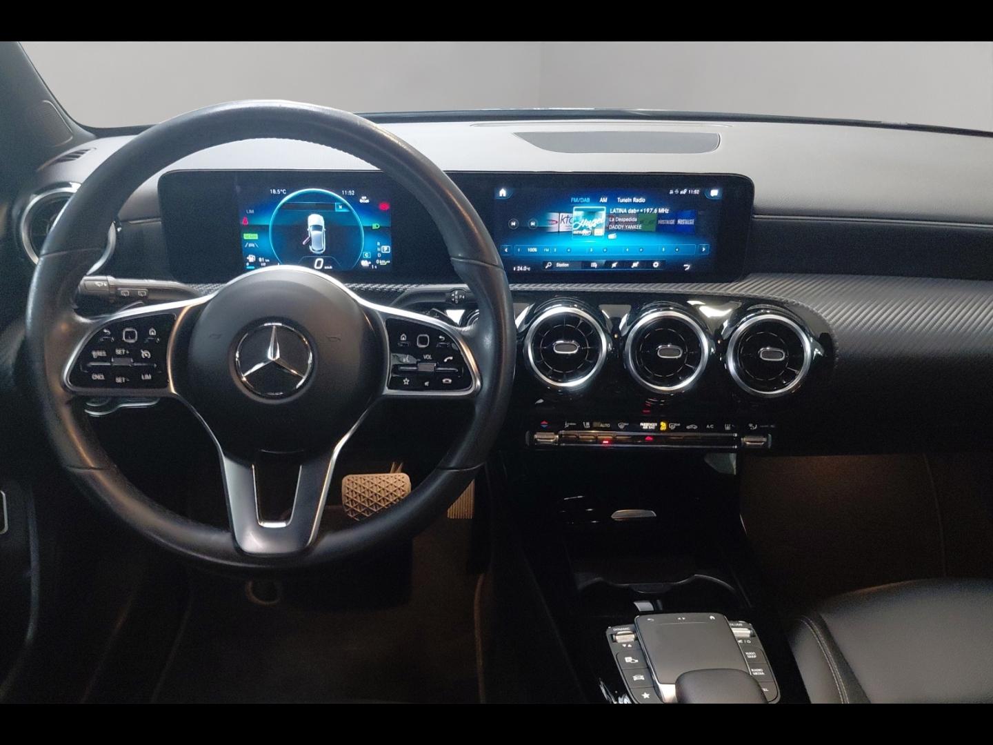 Image MERCEDES-BENZ Classe A 250 e 160+102ch Business Line 8G-DCT 8cv