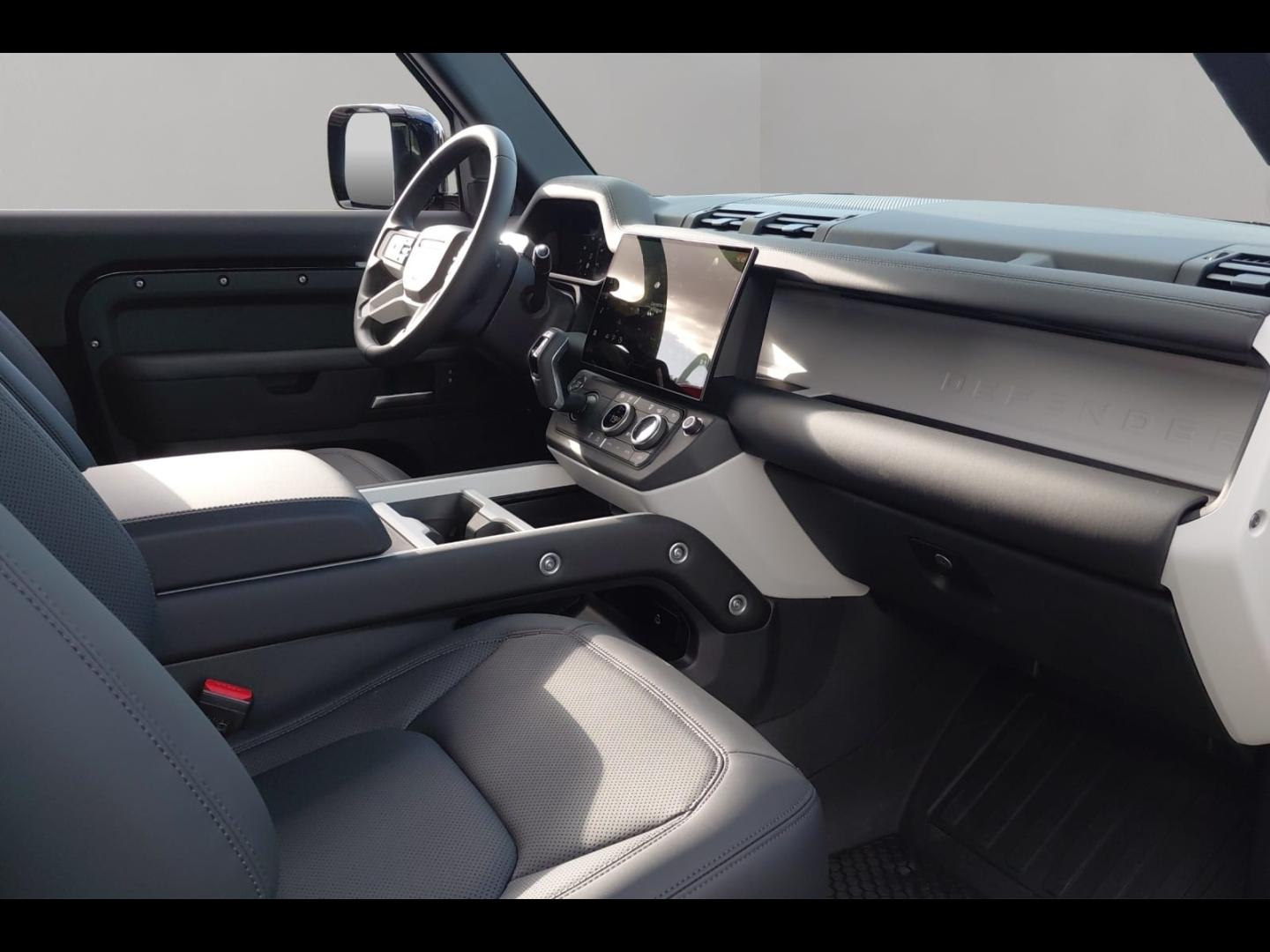 Image LAND-ROVER Defender 90 3.0 D250 Hard Top X-Dynamic SE
