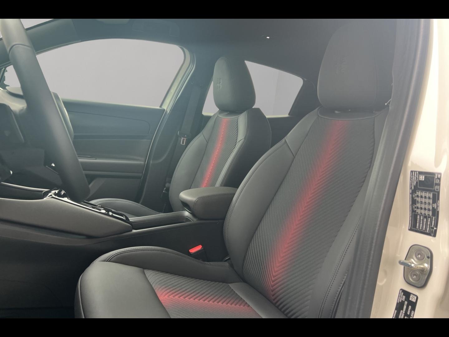 Image ALFA ROMEO Junior 1.2 Ibrida 145ch Sport Speciale e-DCT6