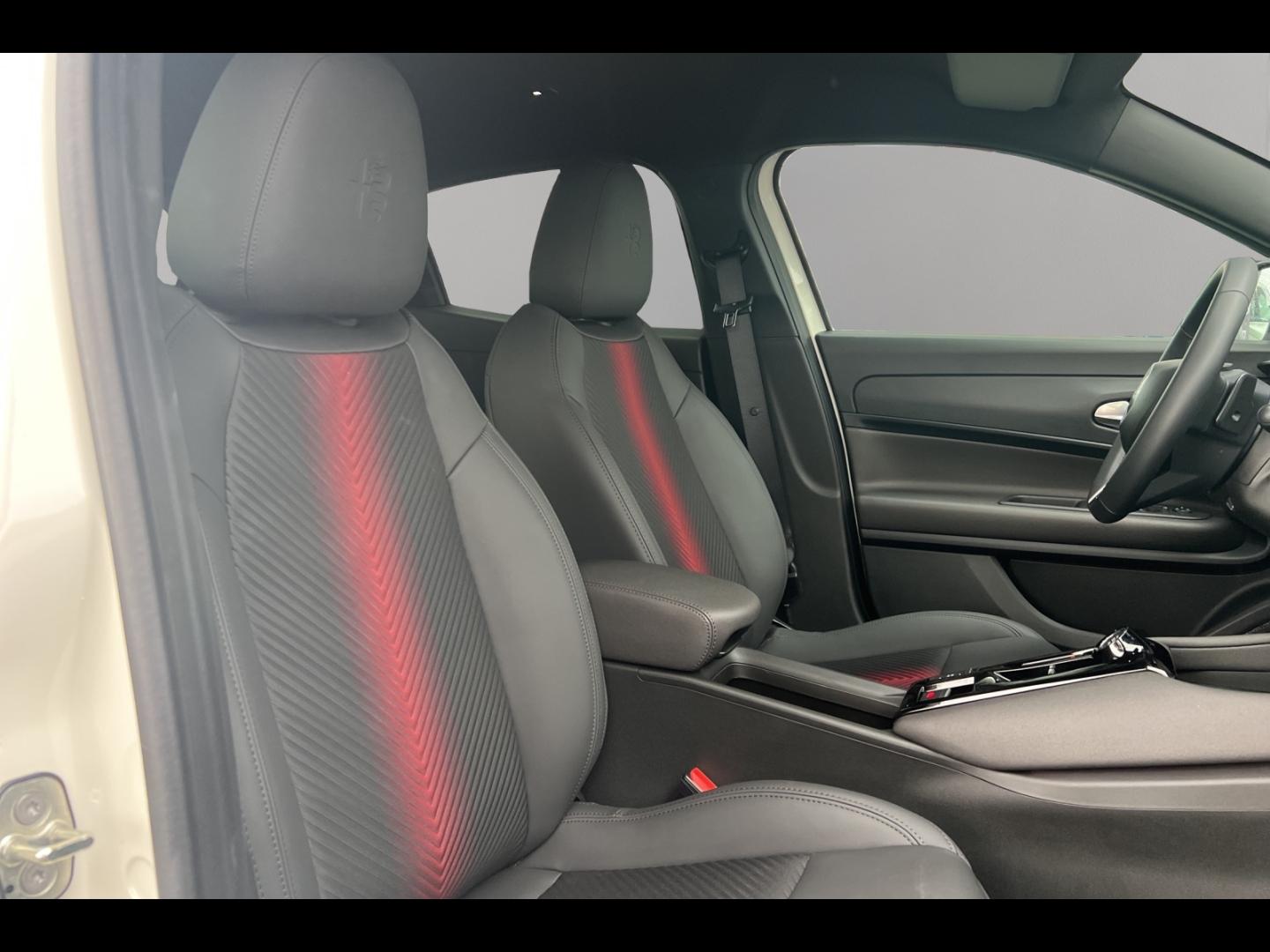 Image ALFA ROMEO Junior 1.2 Ibrida 145ch Sport Speciale e-DCT6