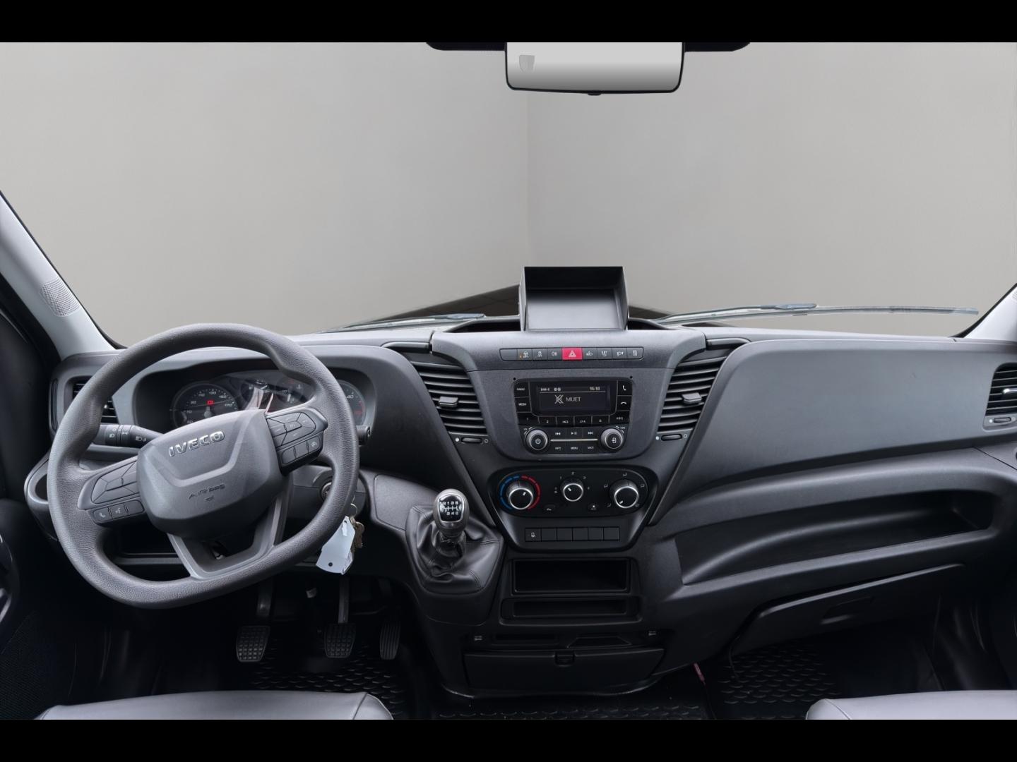 Image IVECO Daily CCb 35C16H3.0 D empattement 4100