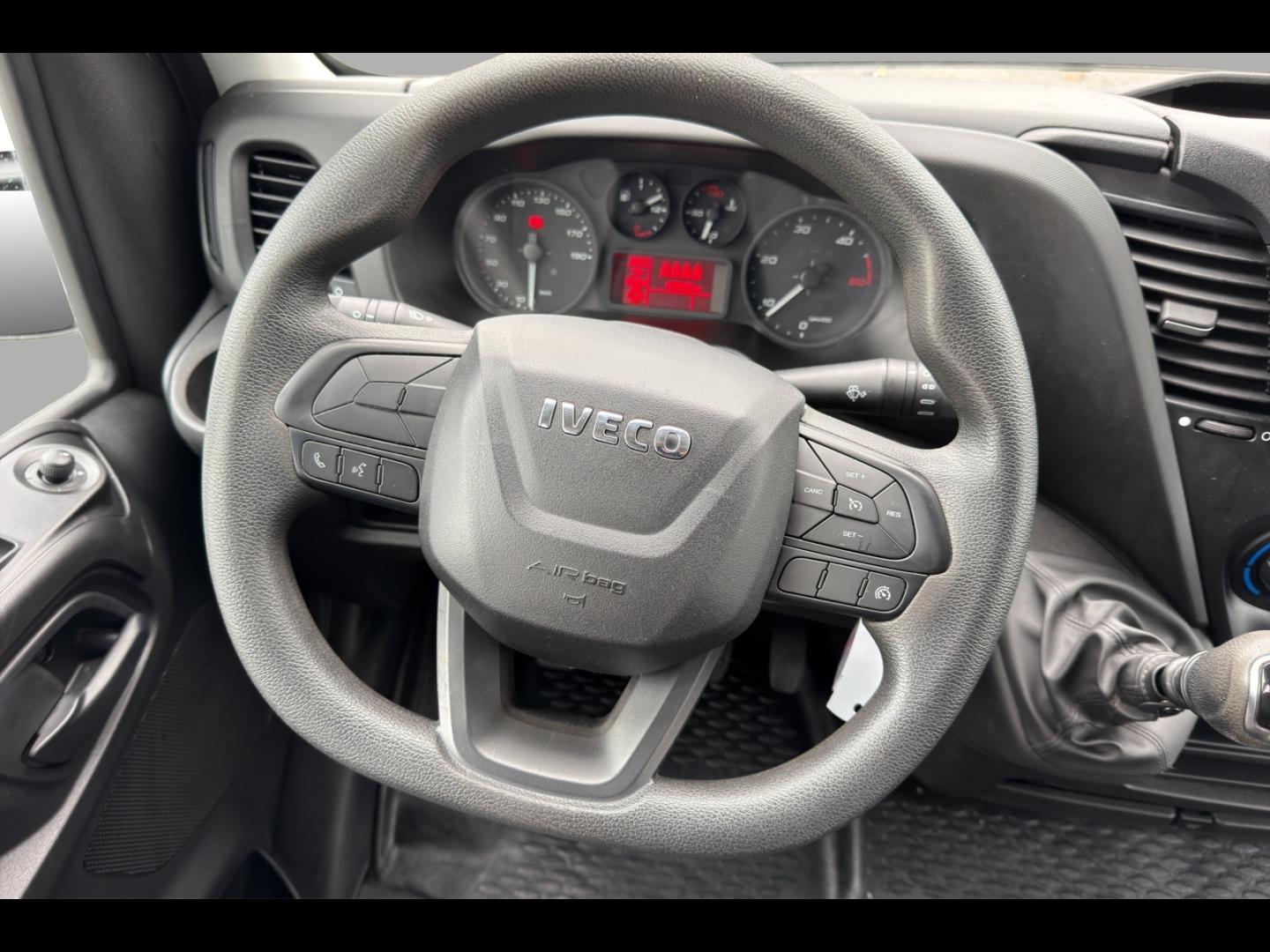 Image IVECO Daily CCb 35C16H3.0 D empattement 4100