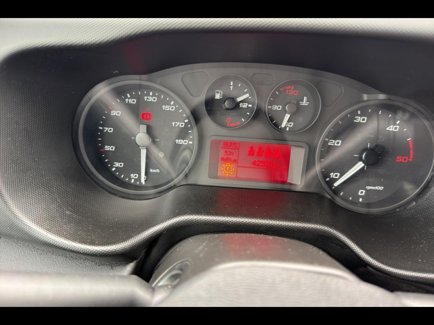 Image IVECO Daily CCb 35C16H3.0 D empattement 4100