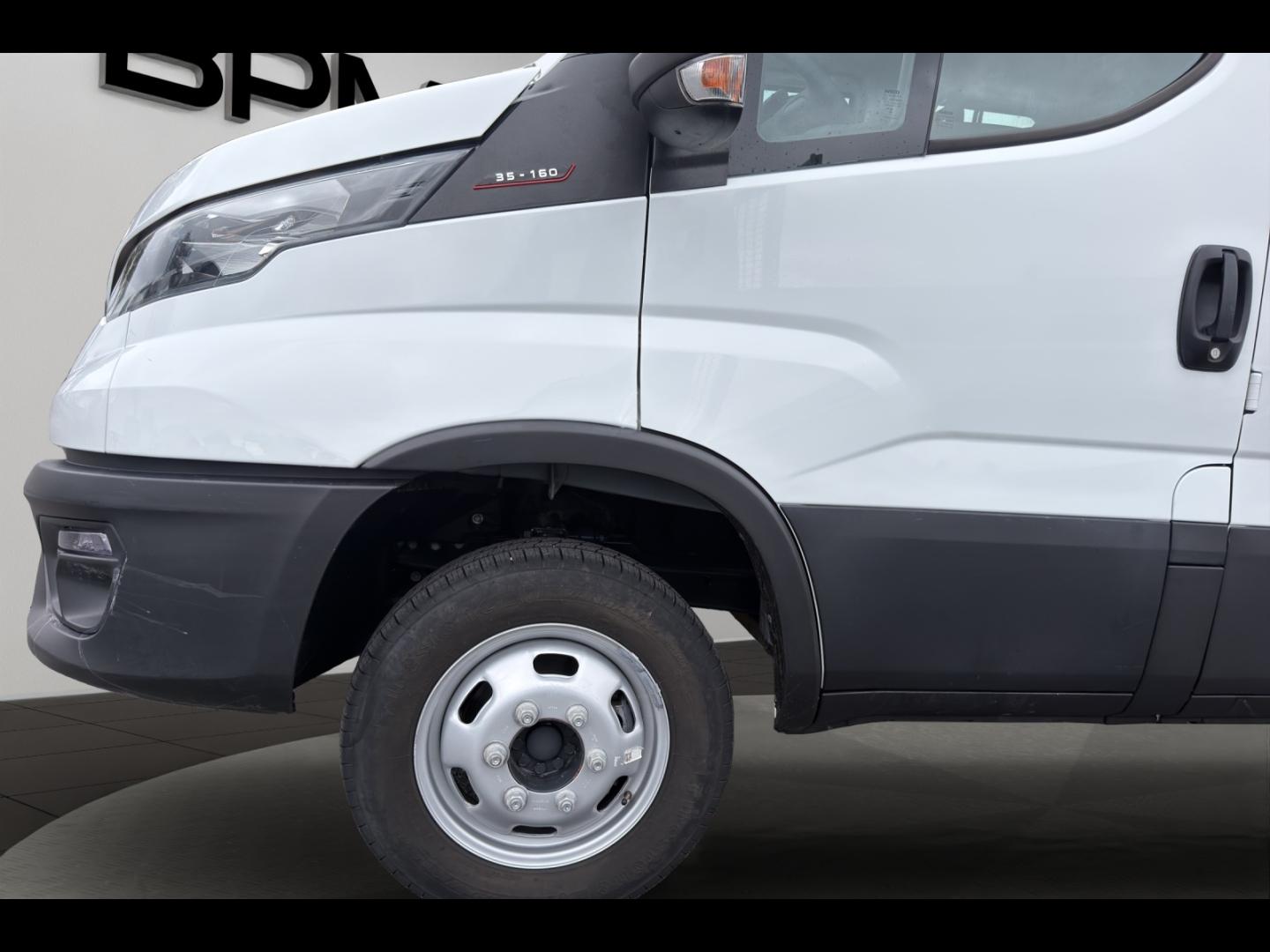 Image IVECO Daily CCb 35C16H3.0 D empattement 4100