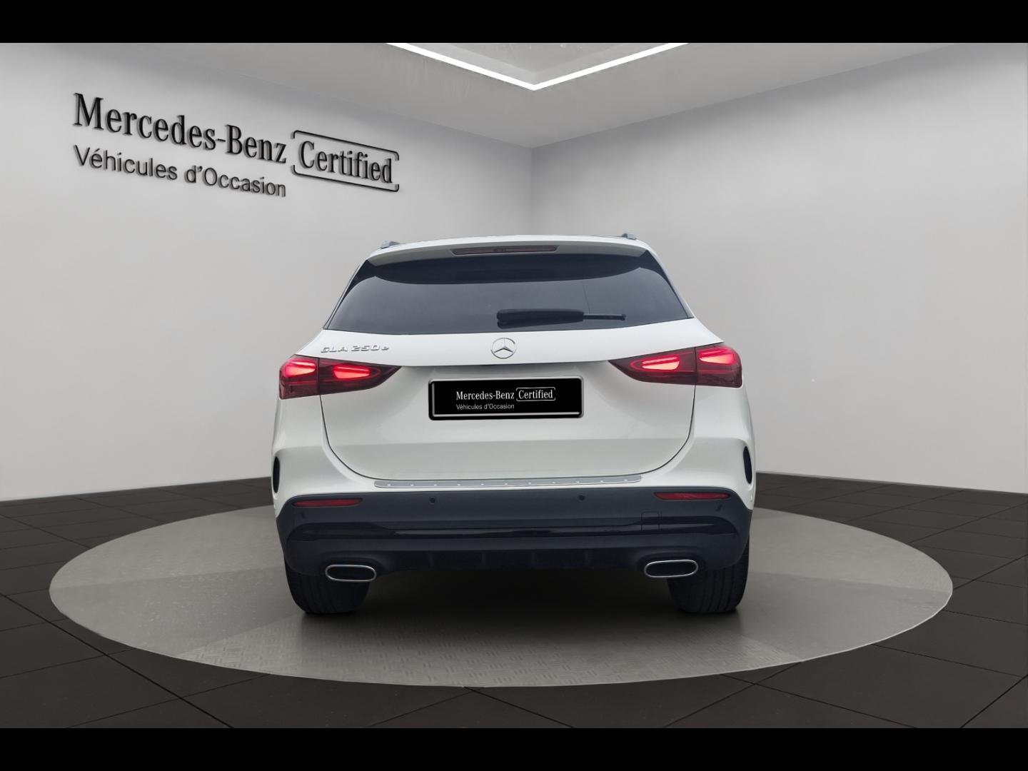 Image MERCEDES-BENZ GLA 250 e hybride rechargeable 218ch AMG Line 8G-DCT