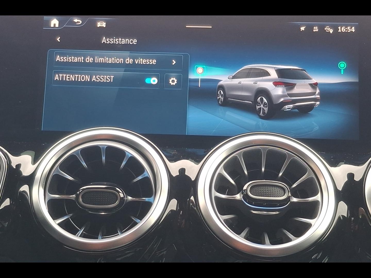 Image MERCEDES-BENZ GLA 250 e hybride rechargeable 218ch AMG Line 8G-DCT