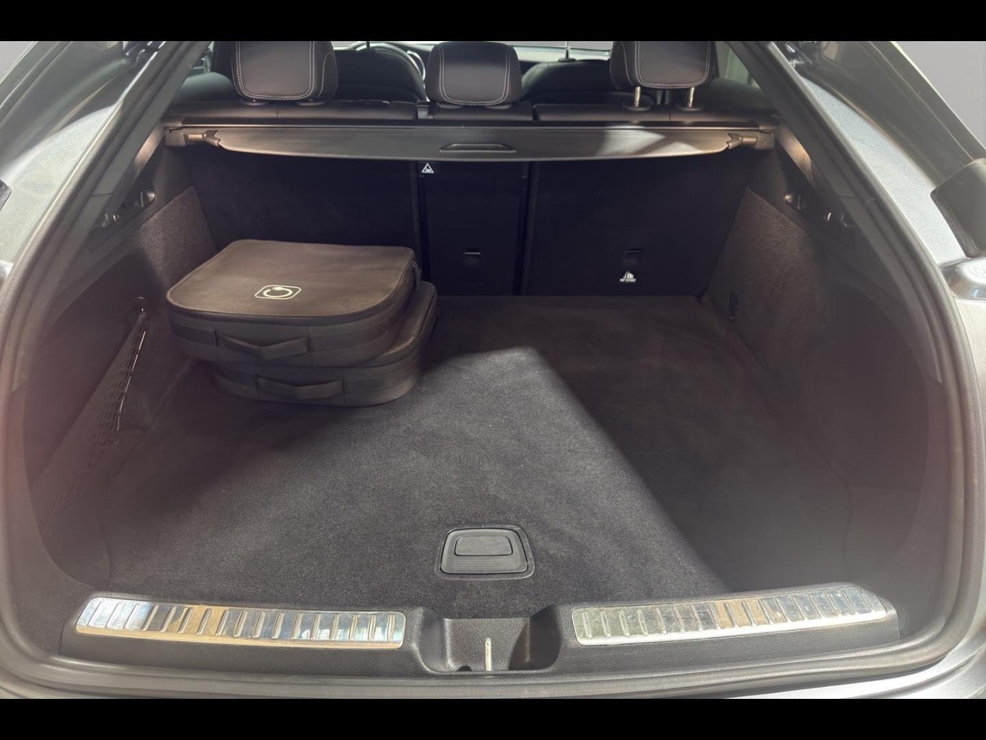 Image MERCEDES-BENZ GLC Coupé 300 e 211+122ch AMG Line 4Matic 9G-Tronic Euro6d-T-EVAP-ISC