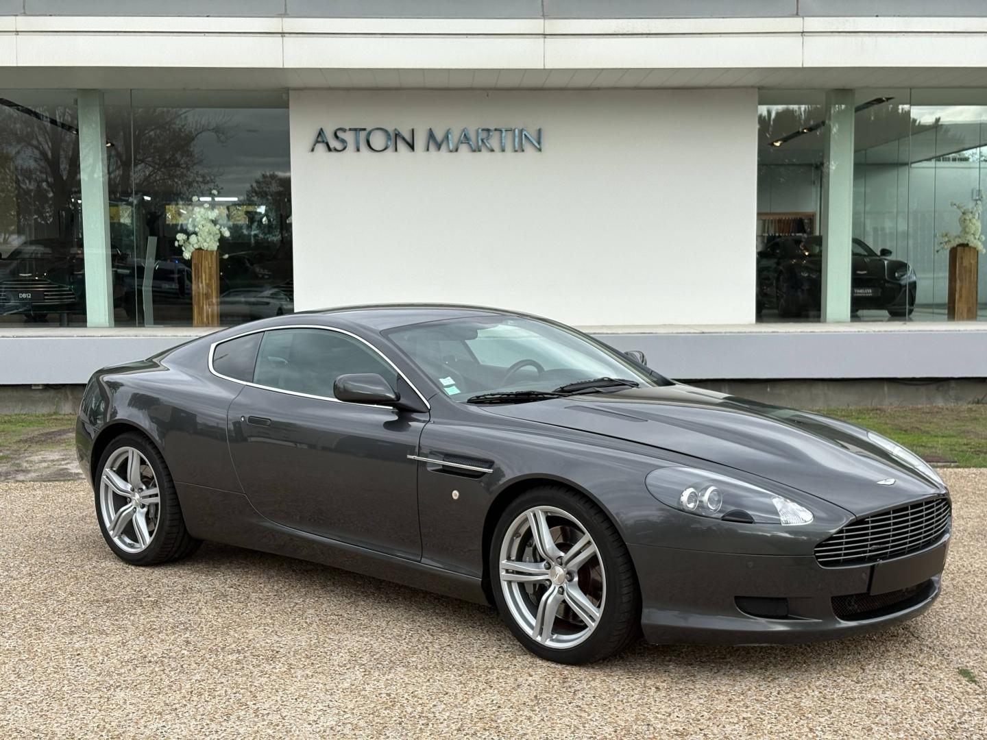 Image ASTON MARTIN DB9 Coupé V12 5.9L Touchtronic2