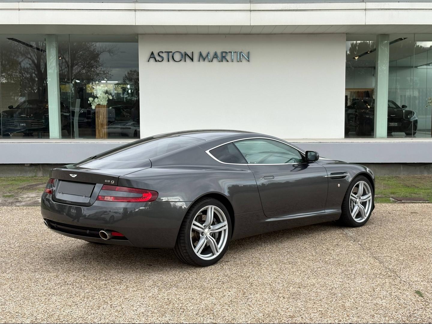 Image ASTON MARTIN DB9 Coupé V12 5.9L Touchtronic2