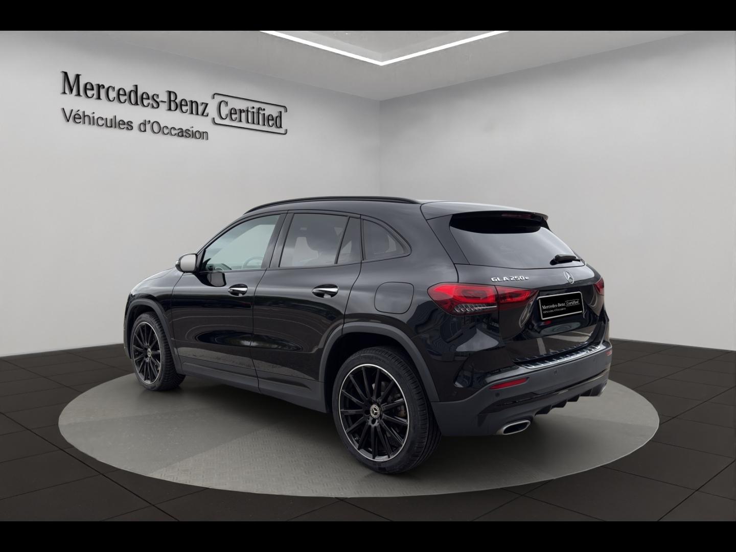 Image MERCEDES-BENZ GLA 250 e 160+102ch AMG Line 8G-DCT