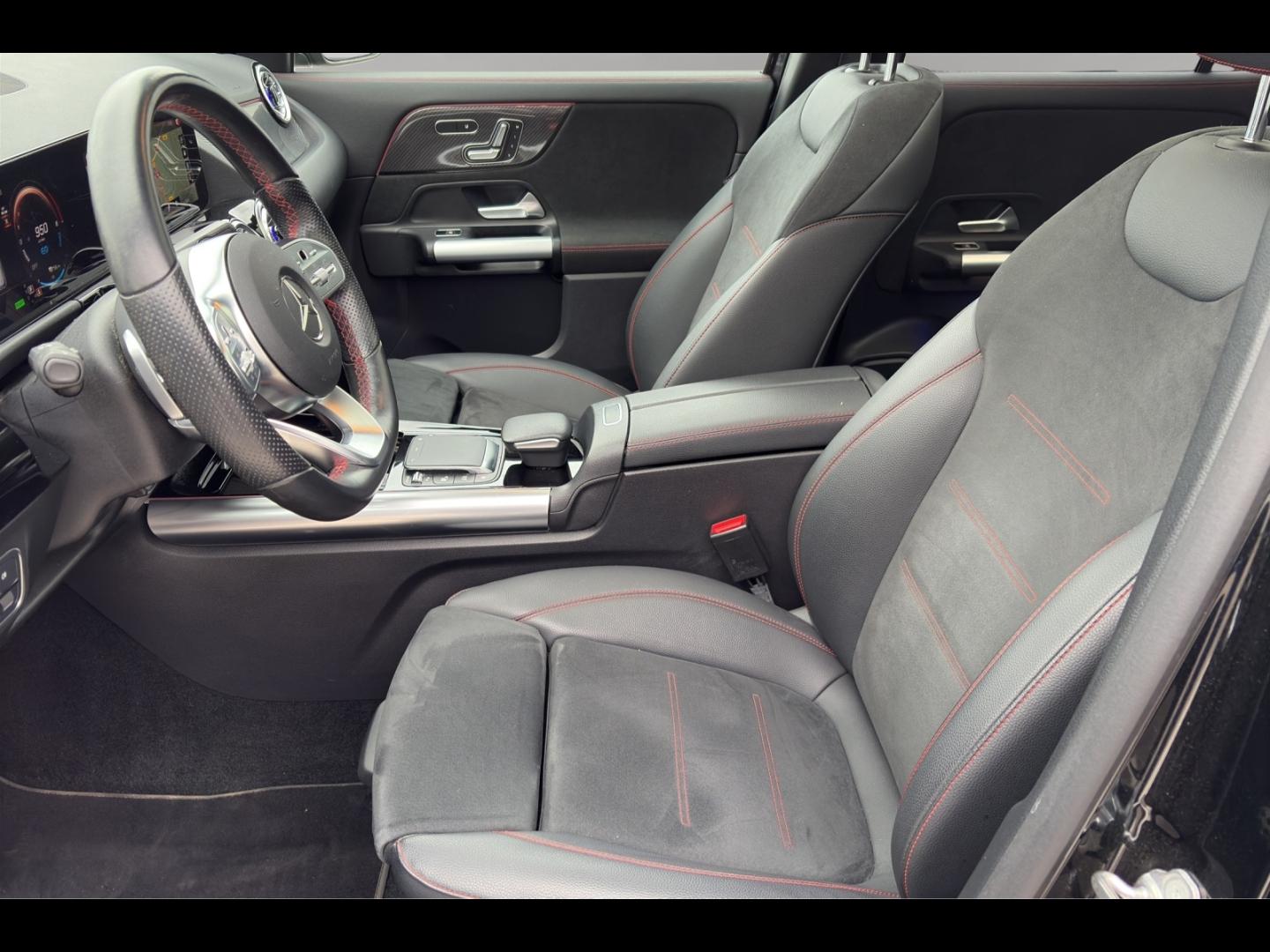 Image MERCEDES-BENZ GLA 250 e 160+102ch AMG Line 8G-DCT