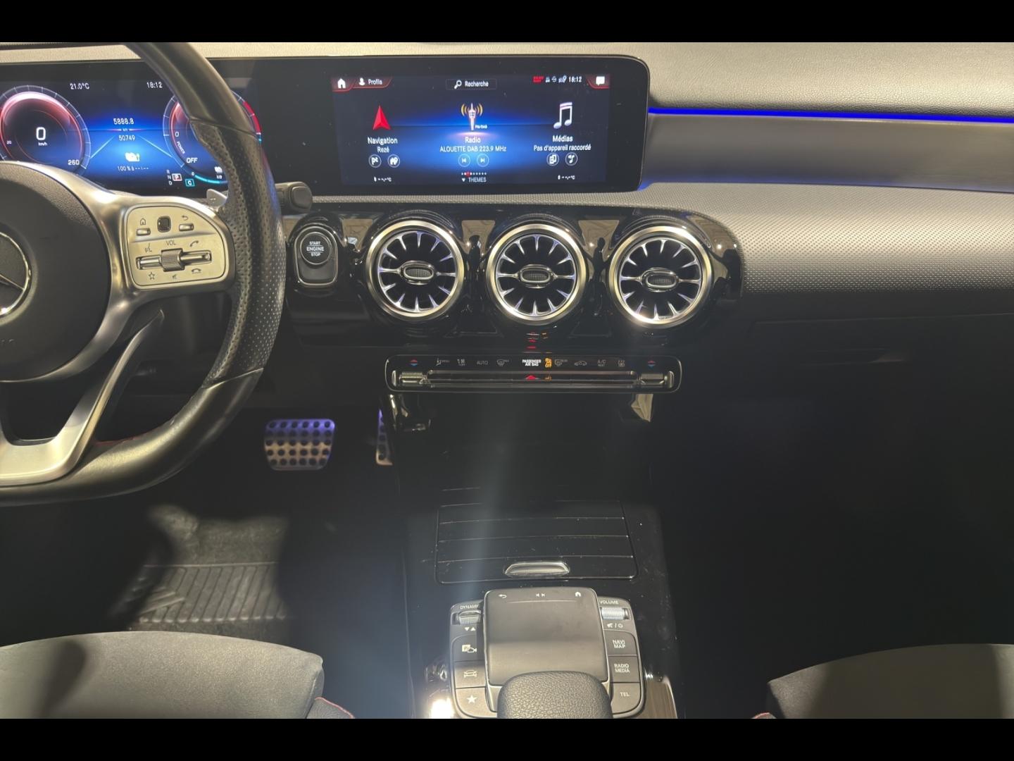 Image MERCEDES-BENZ Classe A 250 e 160+102ch AMG Line 8G-DCT 8cv