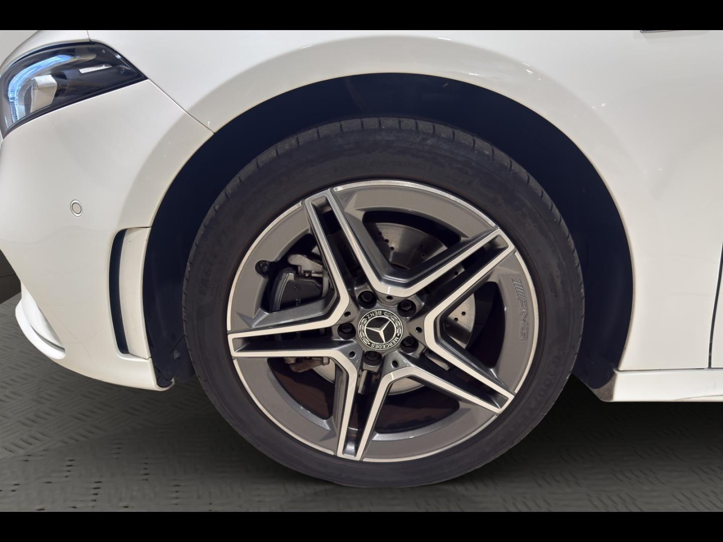 Image MERCEDES-BENZ Classe A 250 e 160+102ch AMG Line 8G-DCT 8cv