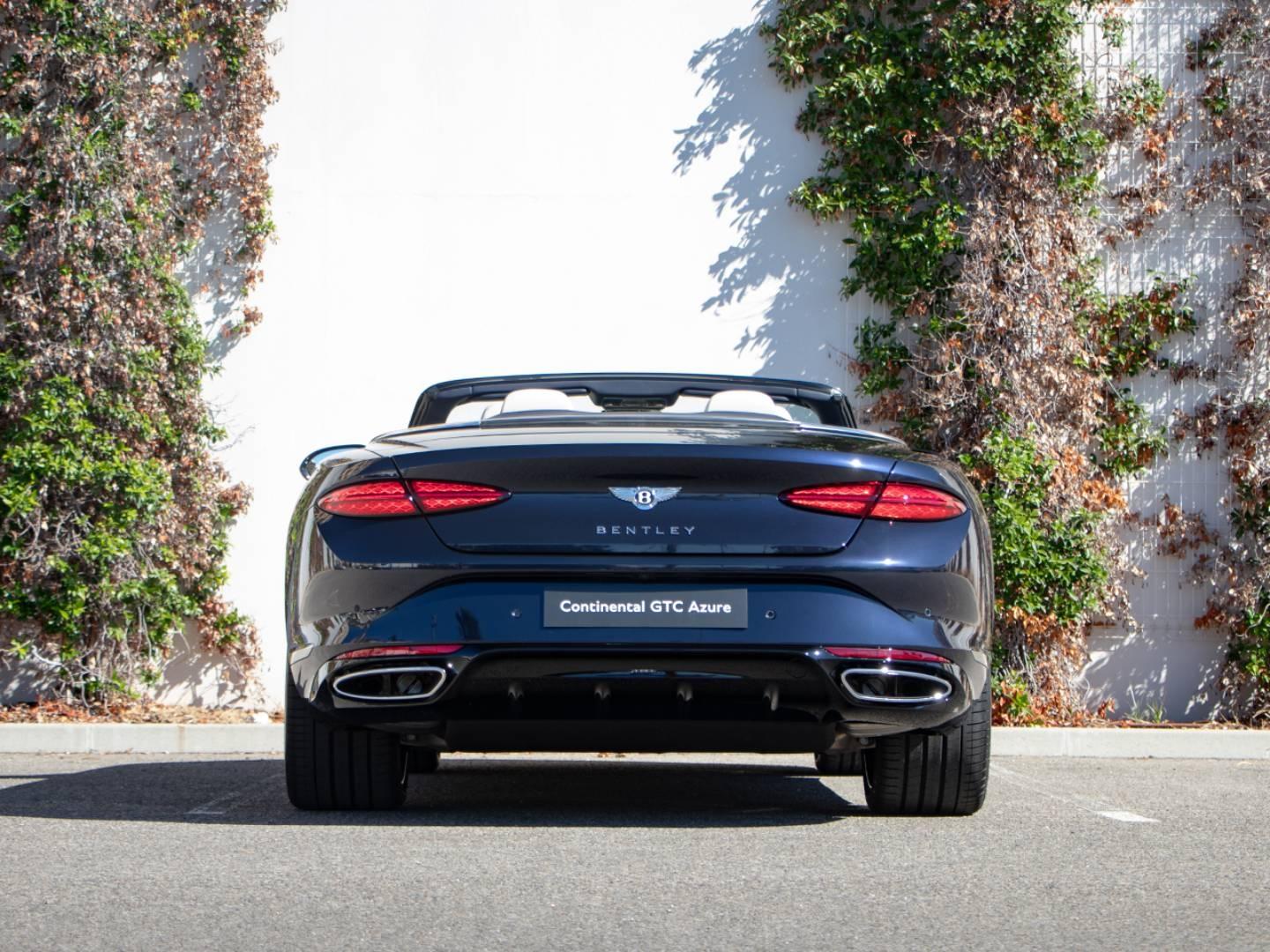 Image BENTLEY CONTINENTAL GTC Azure V8 4.0 Hybrid 680ch