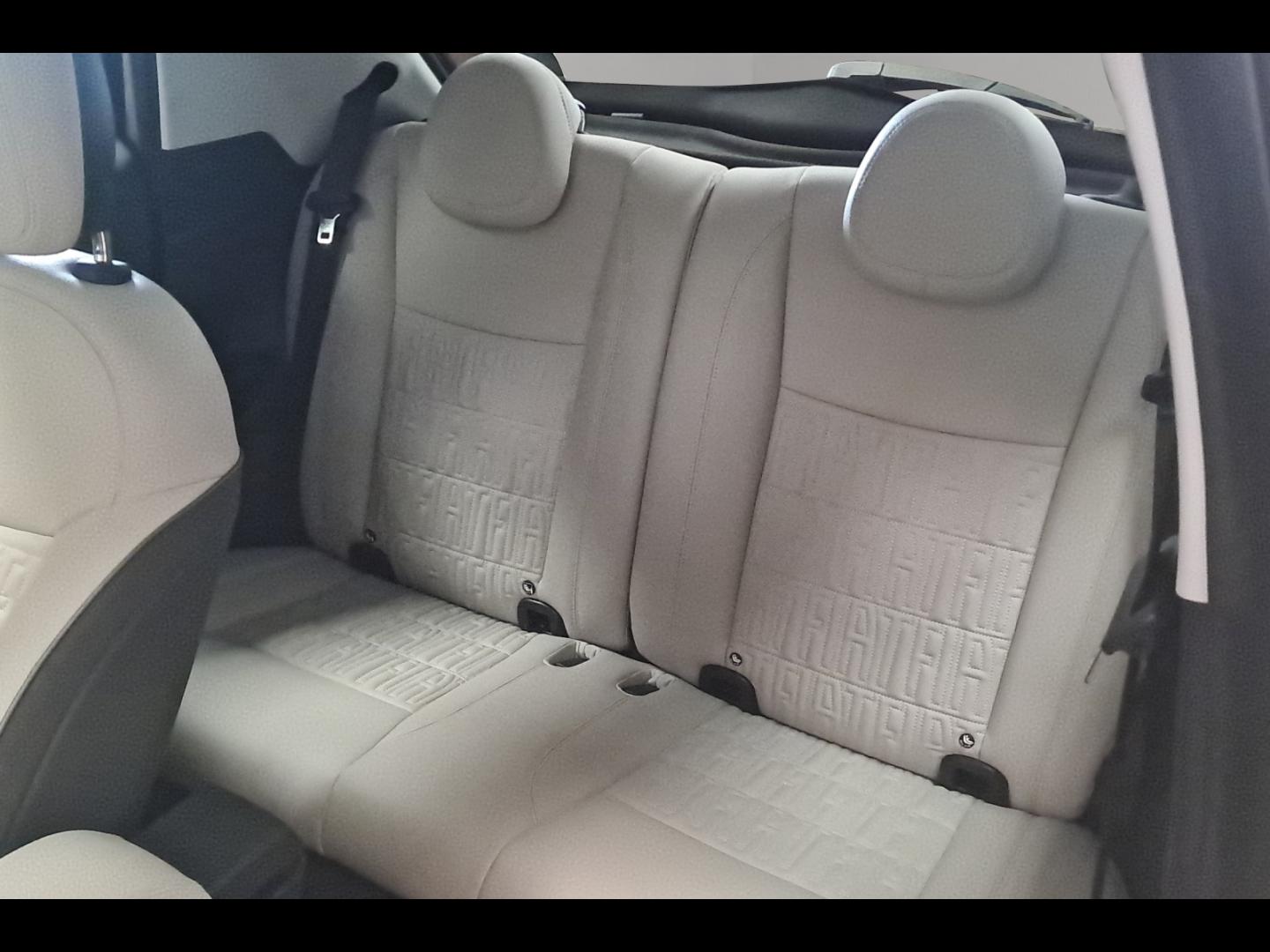 Image FIAT 500 3+1 e 118ch La Prima MY23