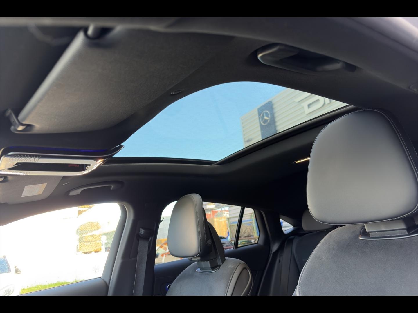 Image MERCEDES-BENZ GLC Coupé 300 e Hybrid 204+136ch AMG Line 4Matic 9G-Tronic