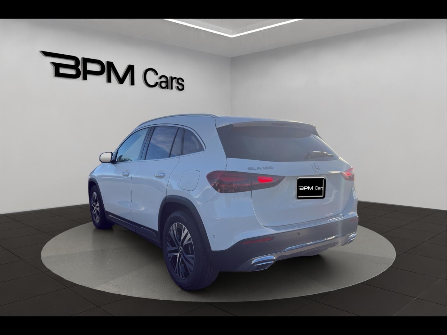 Image MERCEDES-BENZ GLA 180 136ch Progressive Line 7G-DCT