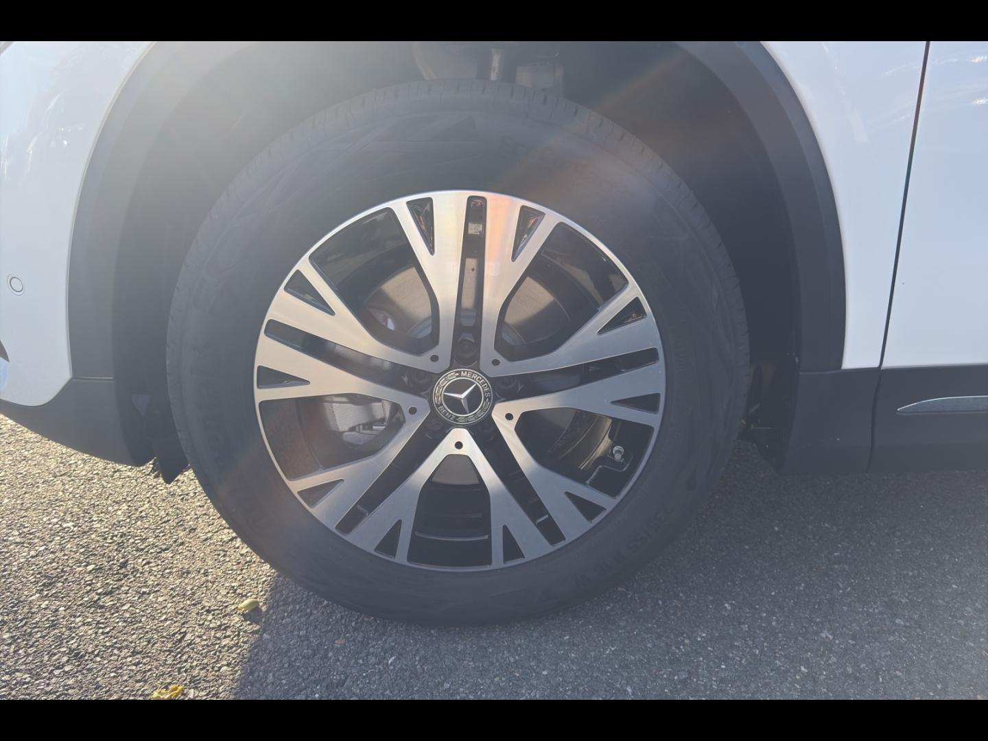 Image MERCEDES-BENZ GLA 180 136ch Progressive Line 7G-DCT