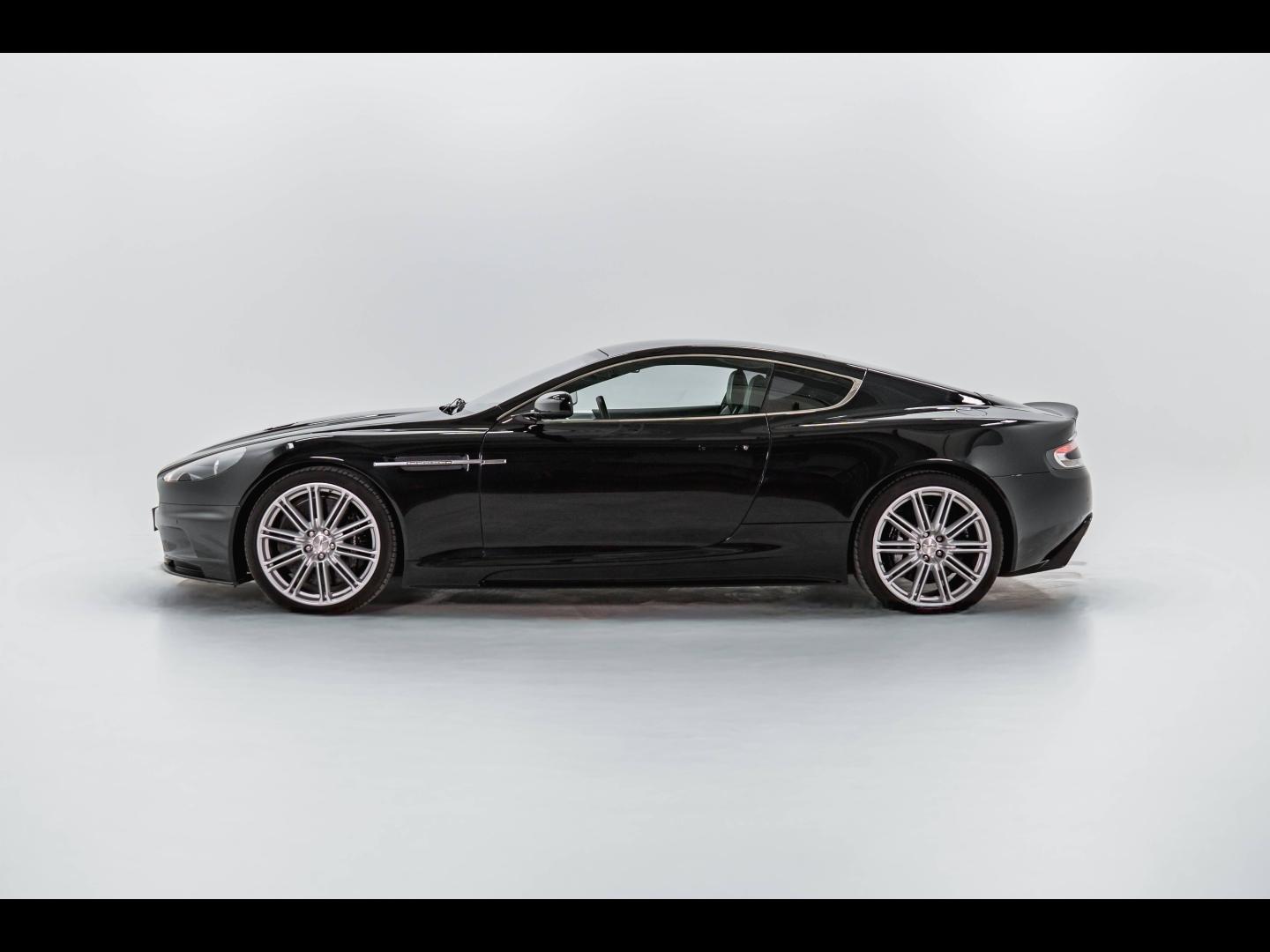 Image ASTON MARTIN DBS Coupé V12 5.9 Touchtronic2
