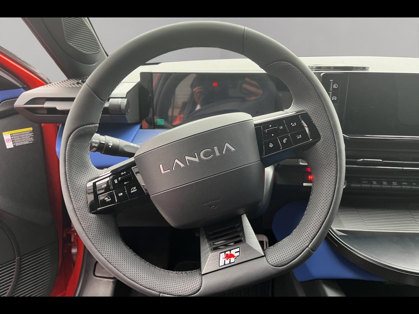 Image LANCIA Ypsilon Elettrica 156ch 54kWh HF Line 4cv