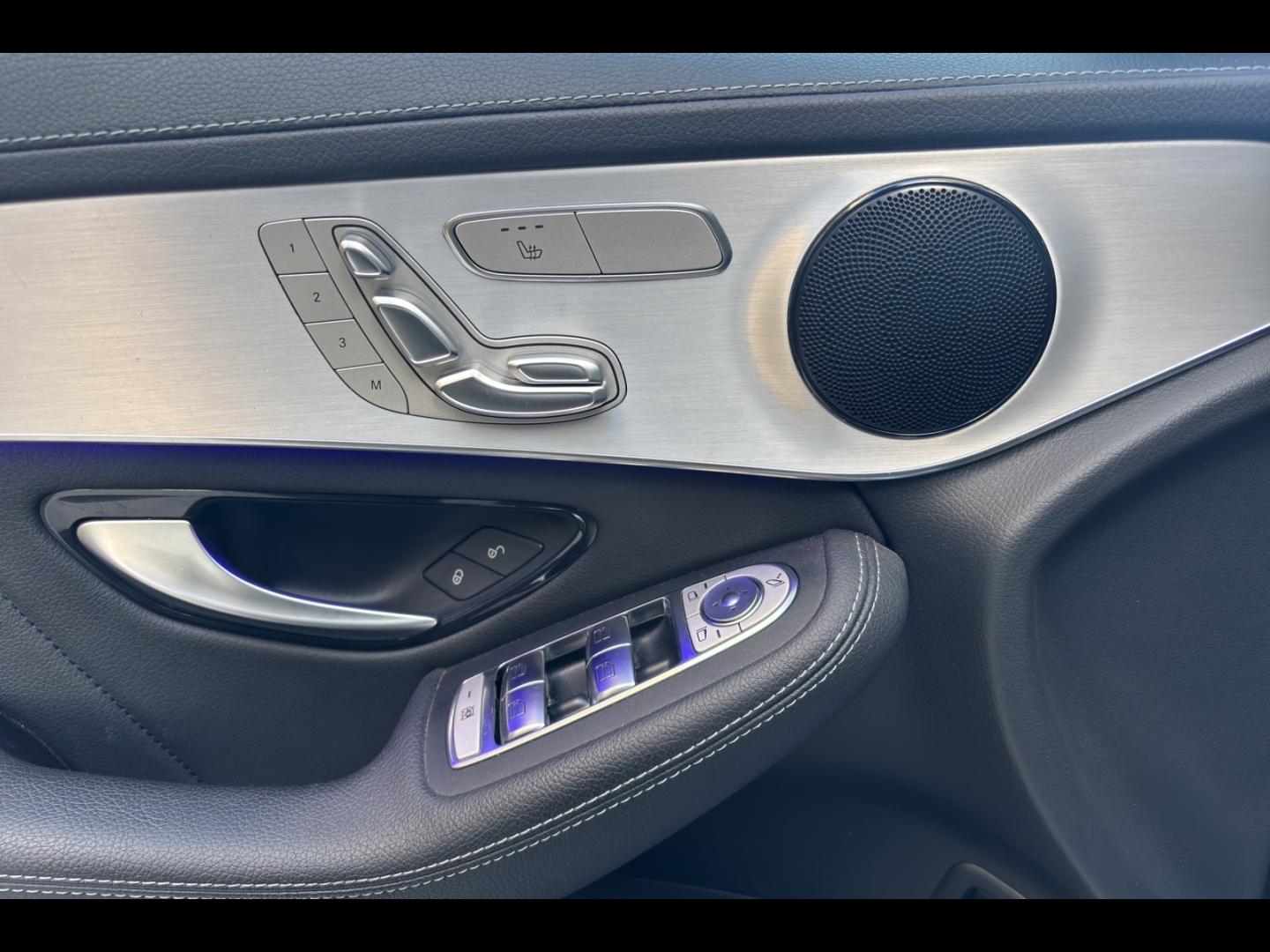 Image MERCEDES-BENZ GLC Coupé 300 e 211+122ch AMG Line 4Matic 9G-Tronic Euro6d-T-EVAP-ISC
