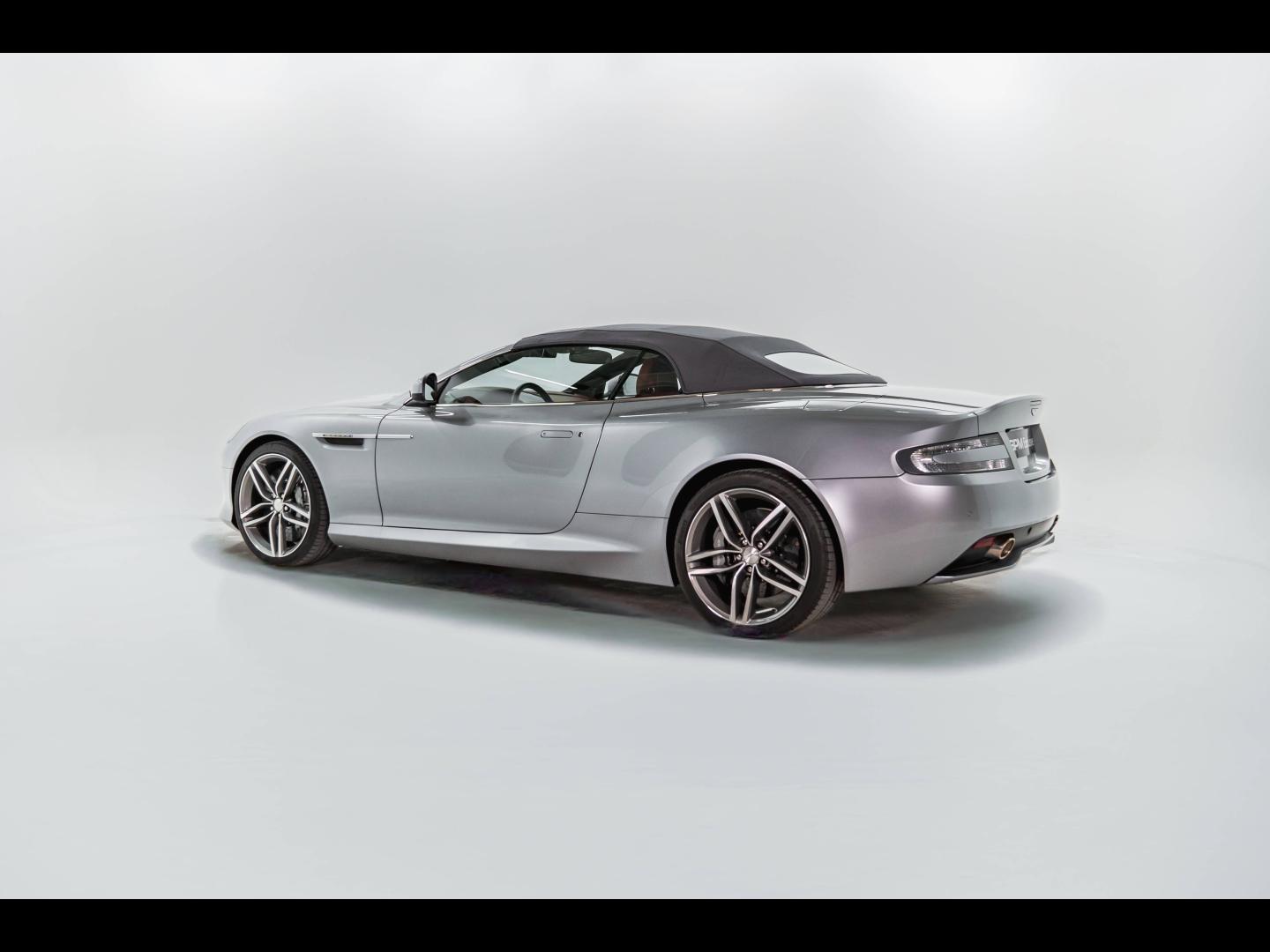 Image ASTON MARTIN DB9 Volante V12 5.9 517ch Edition Carbone Touchtronic II