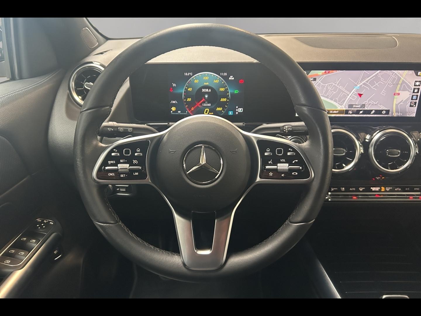 Image MERCEDES-BENZ GLA 200 163ch Business Line 7G-DCT