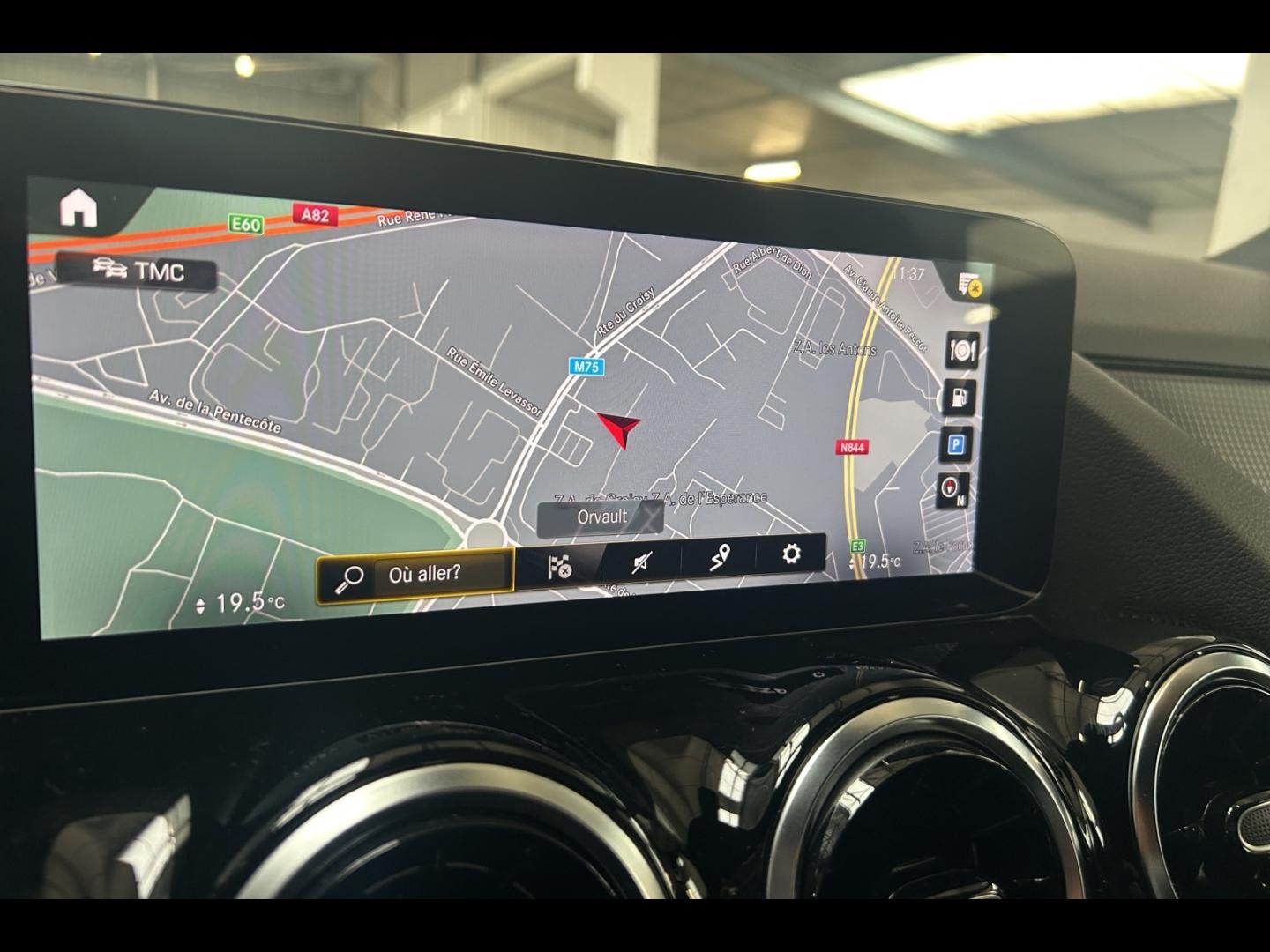 Image MERCEDES-BENZ GLA 200 163ch Business Line 7G-DCT