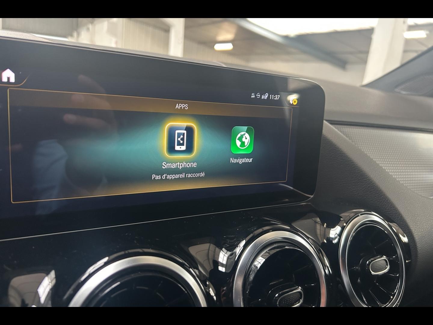 Image MERCEDES-BENZ GLA 200 163ch Business Line 7G-DCT