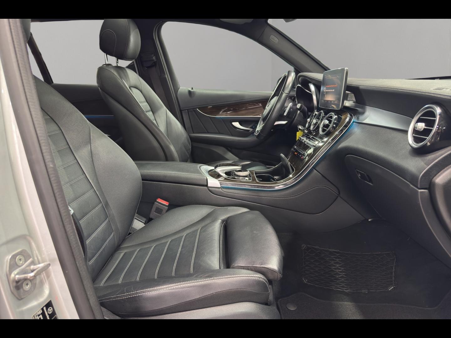 Image MERCEDES-BENZ GLC 250 d 204ch Fascination 4Matic 9G-Tronic Euro6c