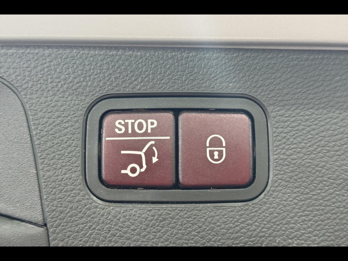 Image MERCEDES-BENZ GLC 250 d 204ch Fascination 4Matic 9G-Tronic Euro6c