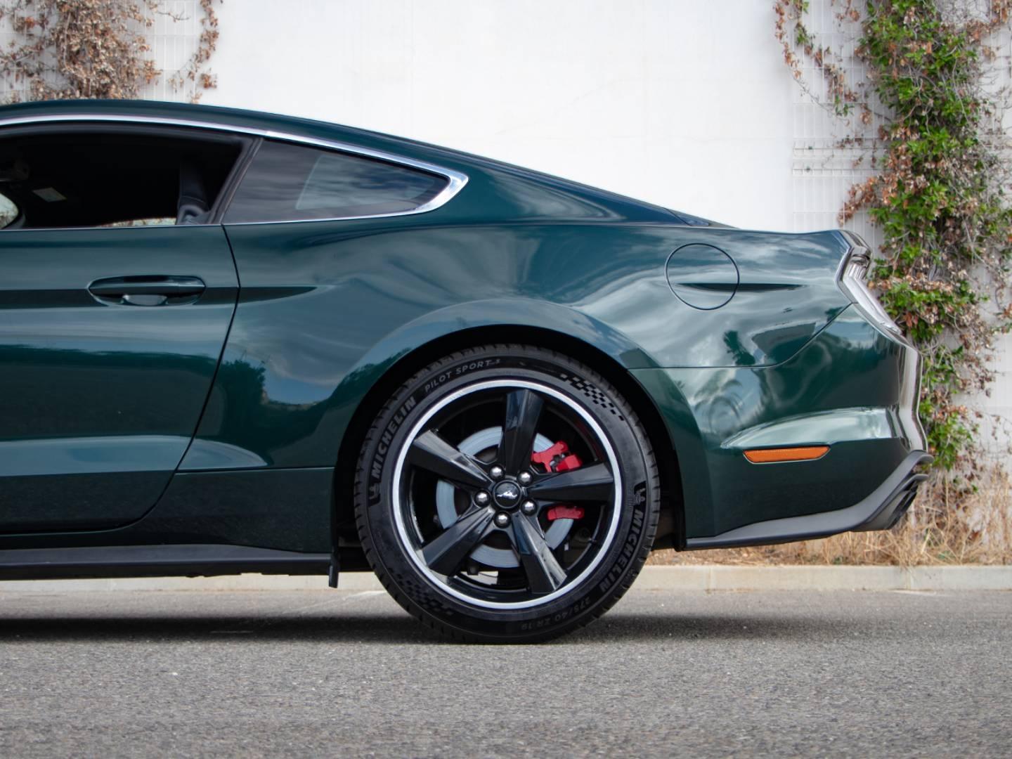 Image FORD Mustang Fastback 5.0 V8 460ch Bullitt