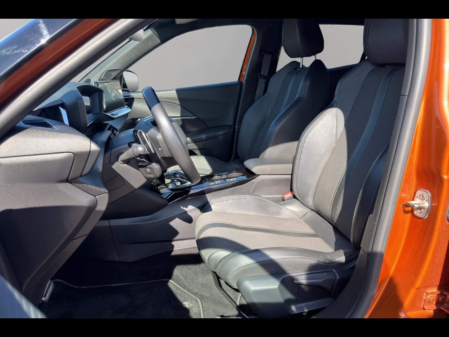 Image PEUGEOT 2008 1.5 BlueHDi 130ch S&S GT Line EAT8 7cv