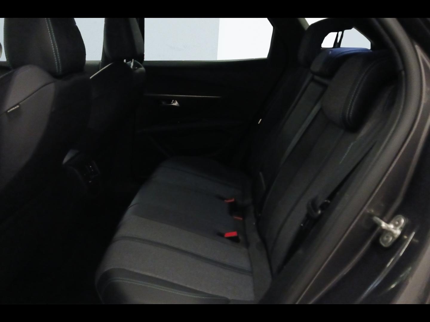 Image PEUGEOT 3008 Hybrid 136ch Allure Pack e-DCS6