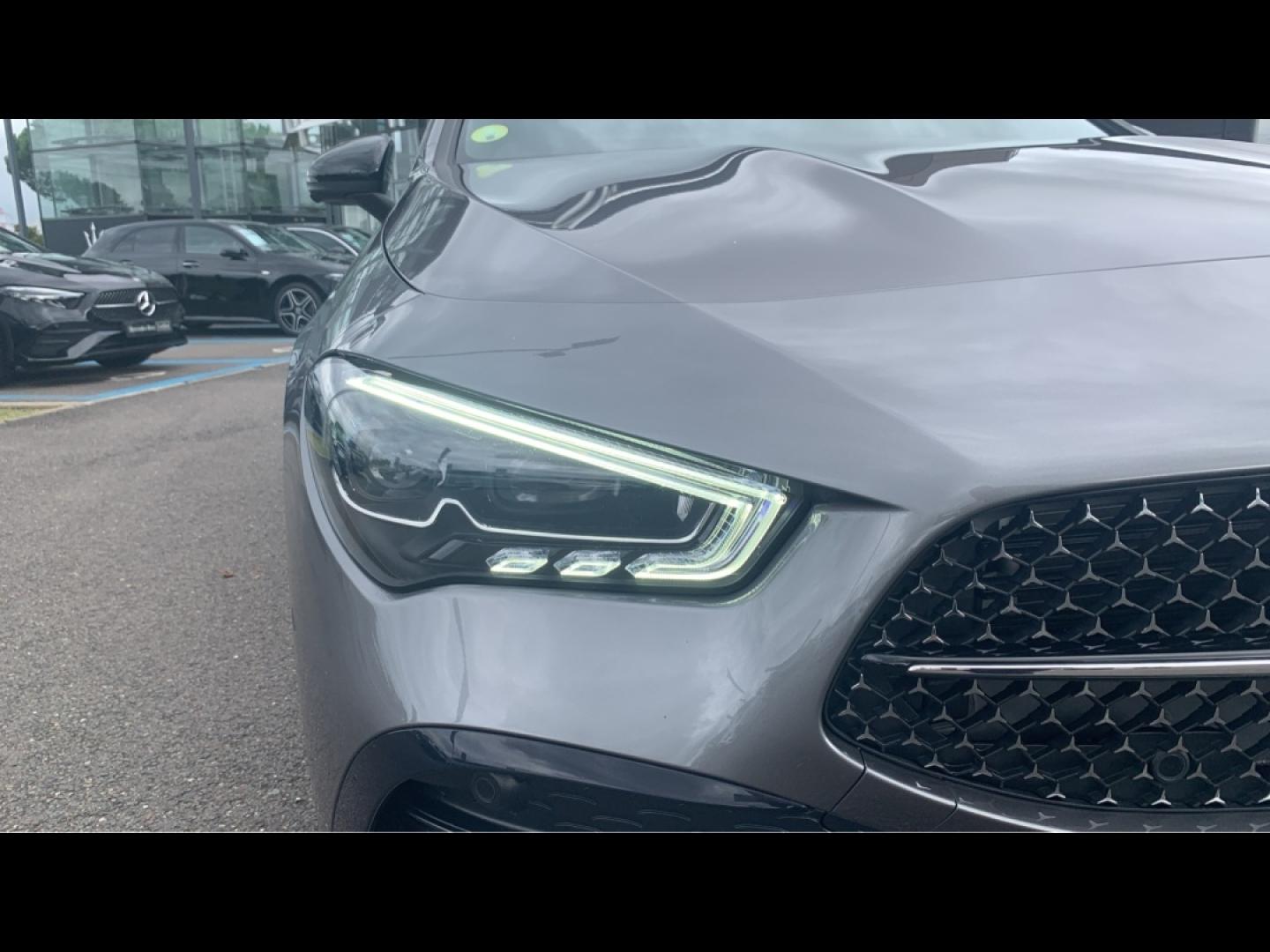 Image MERCEDES-BENZ CLA 200 d 150ch AMG Line 8G-DCT 8cv