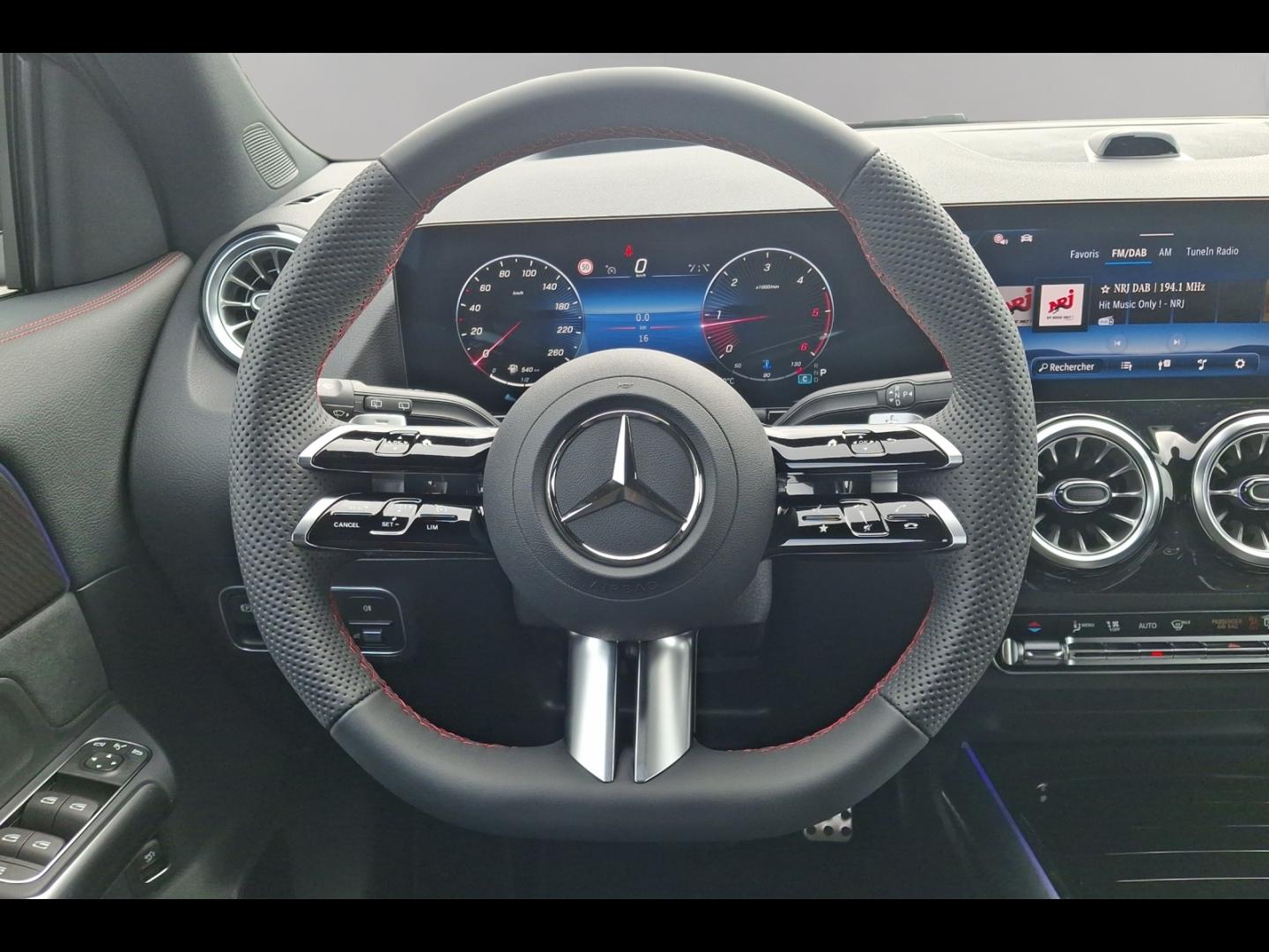 Image MERCEDES-BENZ GLA 200 d 150ch Edition 140 8G-DCT