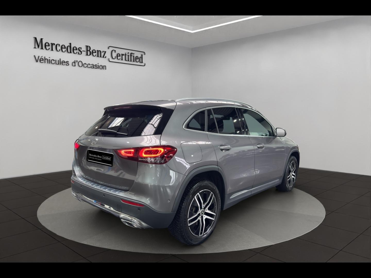 Image MERCEDES-BENZ GLA 250 e 160+102ch Business Line 8G-DCT