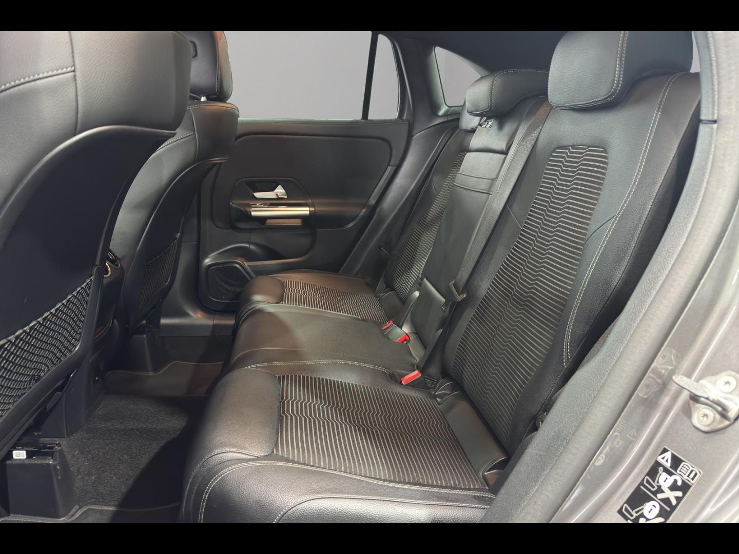 Image MERCEDES-BENZ GLA 250 e 160+102ch Business Line 8G-DCT
